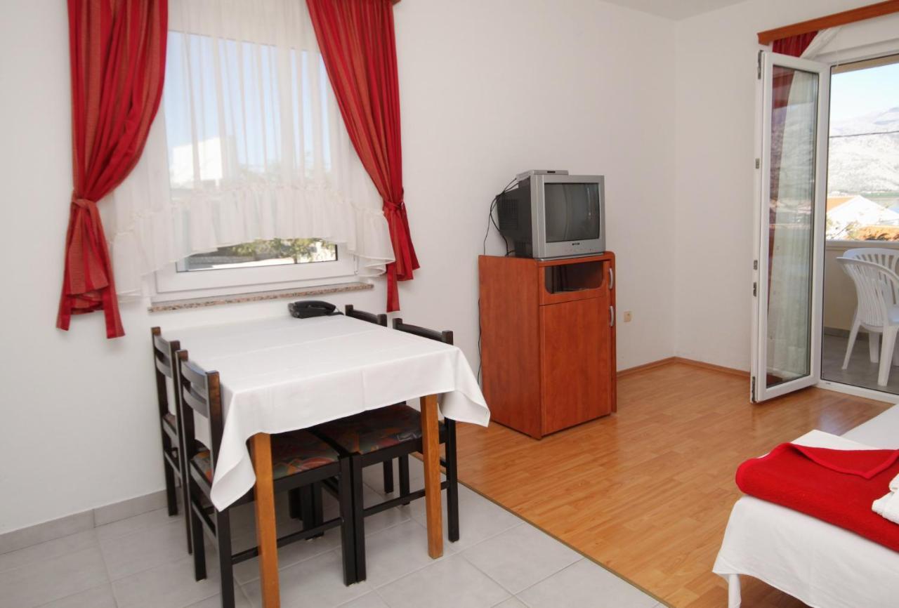 Apartments And Rooms By The Sea Vinjerac, Zadar - 3248 Екстериор снимка